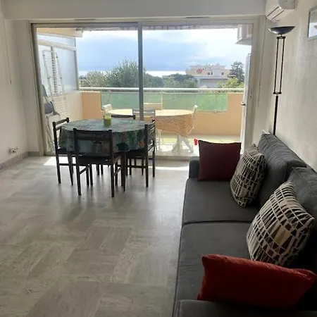 Апартаменти Grand Vue - Plages A Pied - Parking